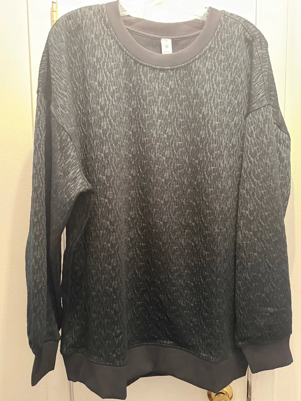 Lululemon Perfectly Oversized Jacquard Crew Black